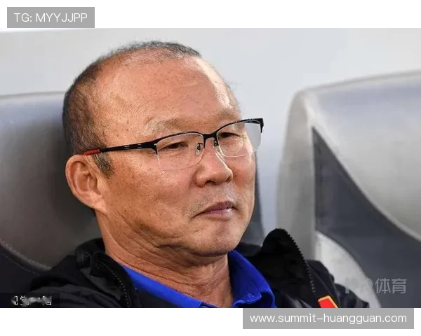前越南队主帅朴恒绪在越南成立国际足球学院,已正式揭牌 前越南队主帅朴恒绪在越南成立国际足球学院,已正式揭牌